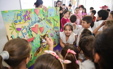 ExtraClase realiz&oacute; su muestra de trabajos finales