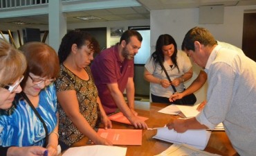 El Municipio entreg&oacute; 30 actas de Bien de Familia 