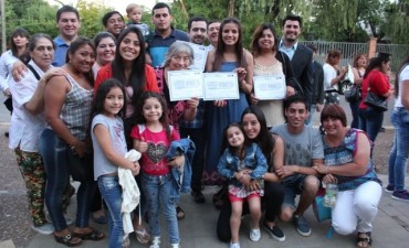 Plan Fines: los adultos que eligieron darse revancha celebran