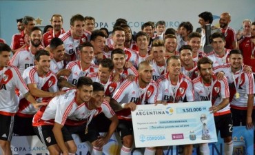 En hist&oacute;rica final River Plate le gan&oacute; a Rosario Central 4 a 3 y se coron&oacute; campe&oacute;n de la Copa Argentina 2016