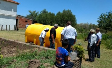 El Intendente visit&oacute; la isla y se reuni&oacute; con vecinos