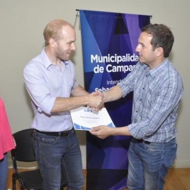 El Intendente entreg&oacute; reconocimientos a alumnos destacados de la ciudad