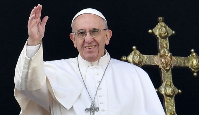 Francisco pidi&oacute; por la Paz Mundial en su mensaje navide&ntilde;o