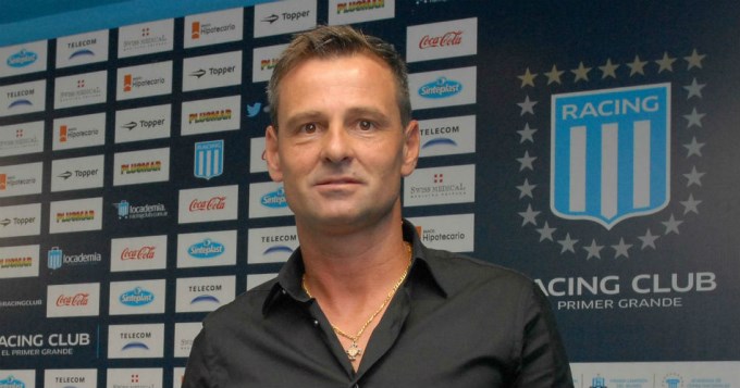 Racing quiere brindar con Cocca