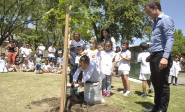 El Intendente acompa&ntilde;&oacute; el cierre del proyecto &ldquo;Un mensaje de vida en el tiempo&rdquo; 