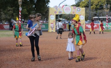 Adultos mayores con sus nietos podr&aacute;n viajar gratis al Parque Navide&ntilde;o 