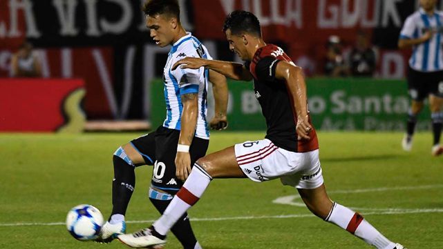 Racing Club empat� en Rosario