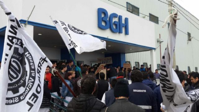 UOM rechaza congelar salarios por 2 a&ntilde;os