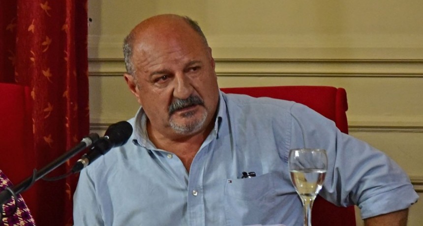 Cazador:“El proyecto de Romano sobre la Costanera es un mamarracho absoluto”