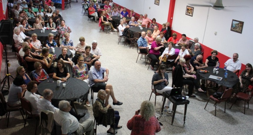 Culminaron con &eacute;xito los encuentros de Caf&eacute; con A.L.M.A.