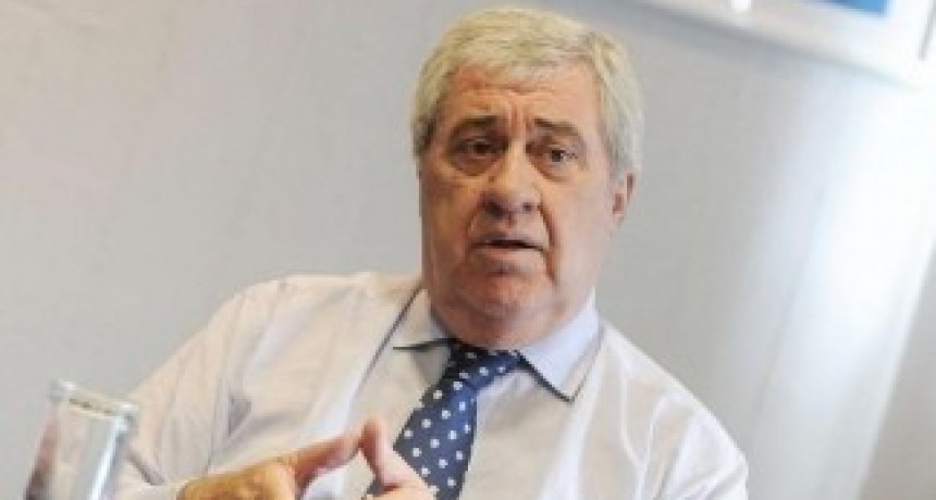 Ameal asume el viernes y Pekerman y Russo suenan como los entrenadores candidatos