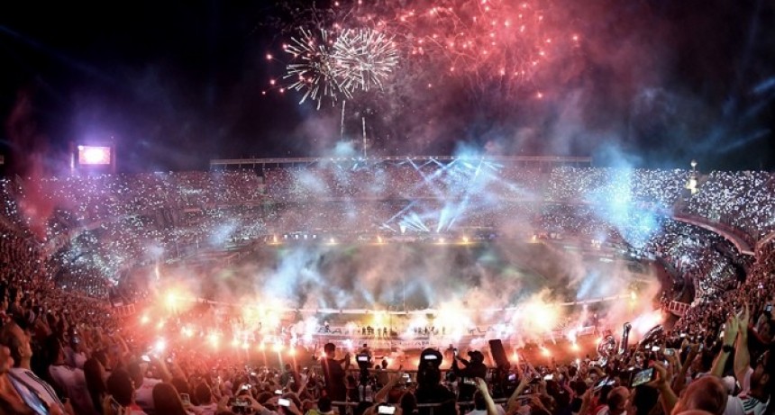 River Plate vivi&oacute; su fiesta eterna por el primer aniversario de la gesta ante Boca
