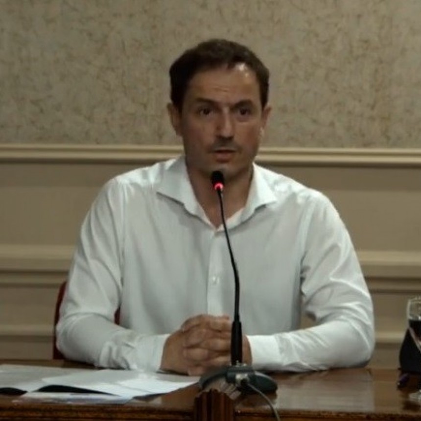 El Intendente Sebasti&aacute;n Abella asumi&oacute; un nuevo mandato