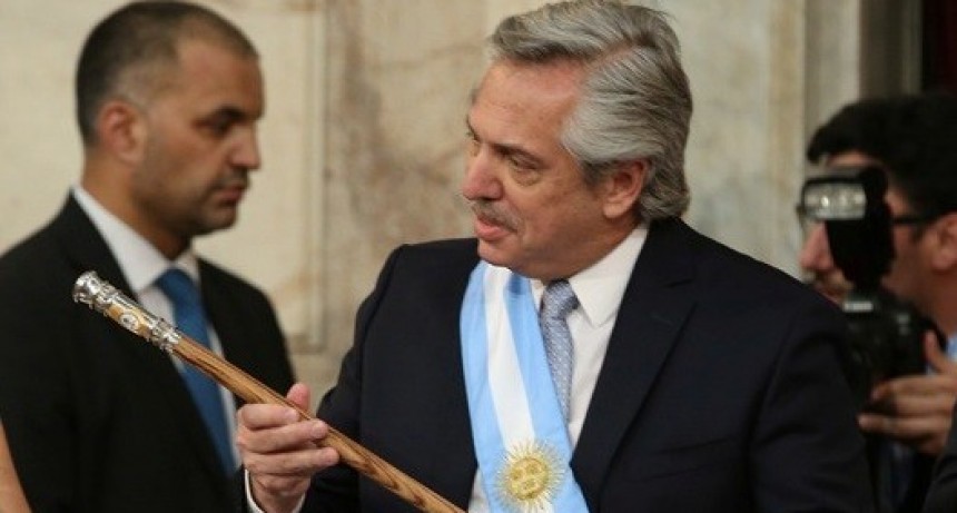 Alberto Fern&aacute;ndez anunci&oacute; la restituci&oacute;n del Ministerio de Salud y declar&oacute; la emergencia sanitaria