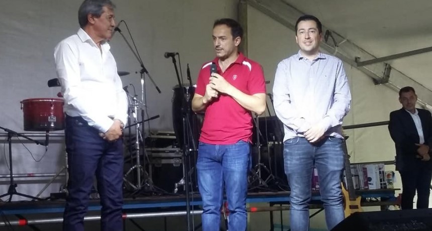 El Intendente acompa&ntilde;&oacute; los festejos por el D&iacute;a del Trabajador Petrolero
