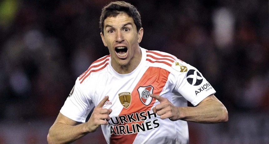 River le ofrecer&aacute; cuatro a&ntilde;os de contrato a "Nacho" Fern&aacute;ndez