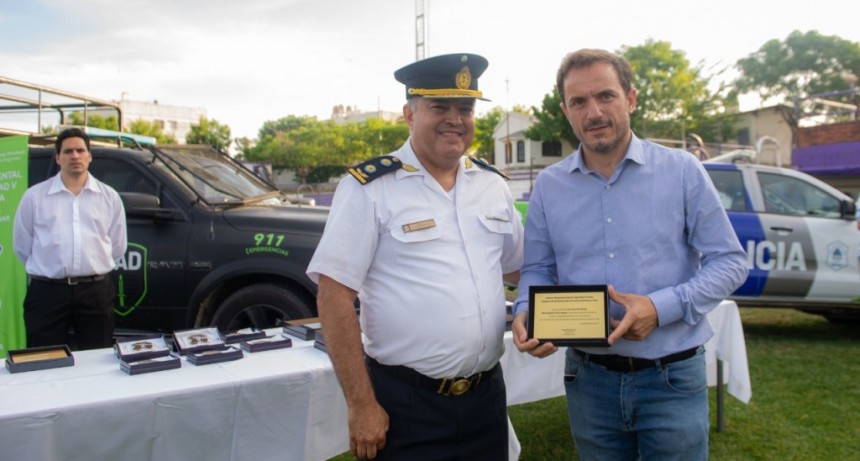 Abella acompa&ntilde;&oacute; el acto por el 139&deg; aniversario de la creaci&oacute;n de la Polic&iacute;a bonaerense