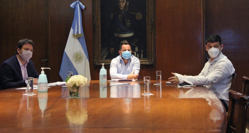 AVANZA LA PLANIFICACIÓN DE LA FUTURA VACUNACIÓN CONTRA COVID-19 EN TODO EL PAÍS