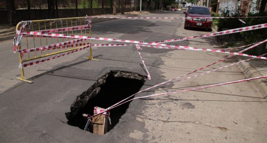 Cortan el tránsito en la calle Alem y Rawson 