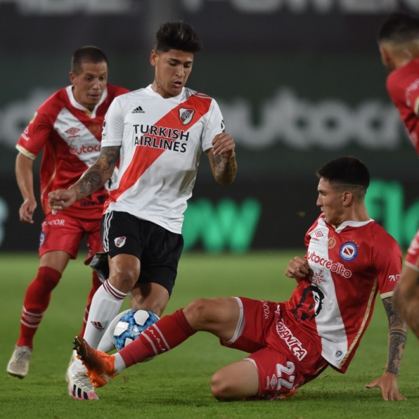 River Plate empató con Argentinos Juniors 1 a 1