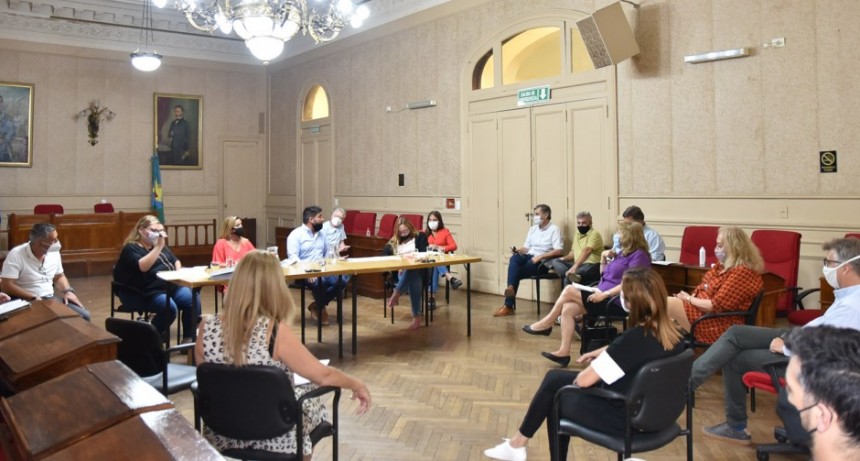 Los concejales escucharon a funcionarios de Hacienda e Ingresos Públicos sobre el Presupuesto 2021 