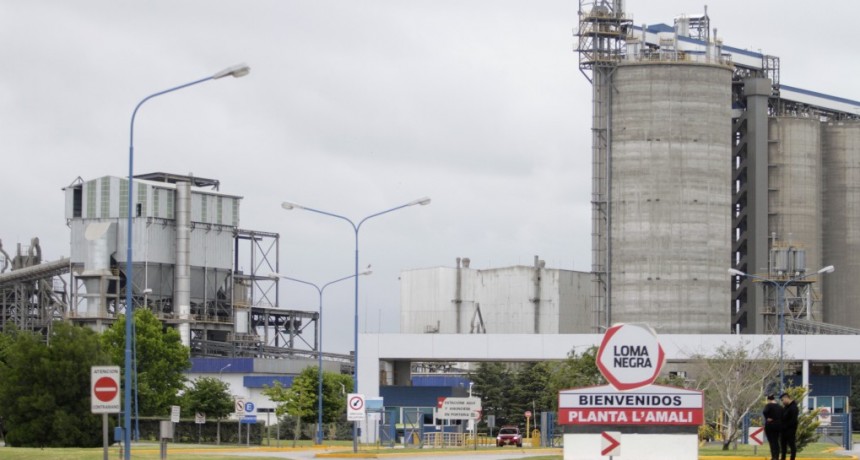 OLAVARRIA : Kicillof participó de la inauguración de una nueva línea de producción de cemento de Loma Negra 