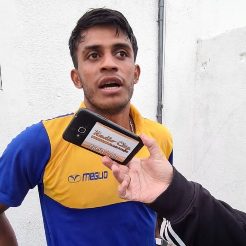 Mario Godoy :  debemos dar vuelta la página y pensar en el partido del domingo