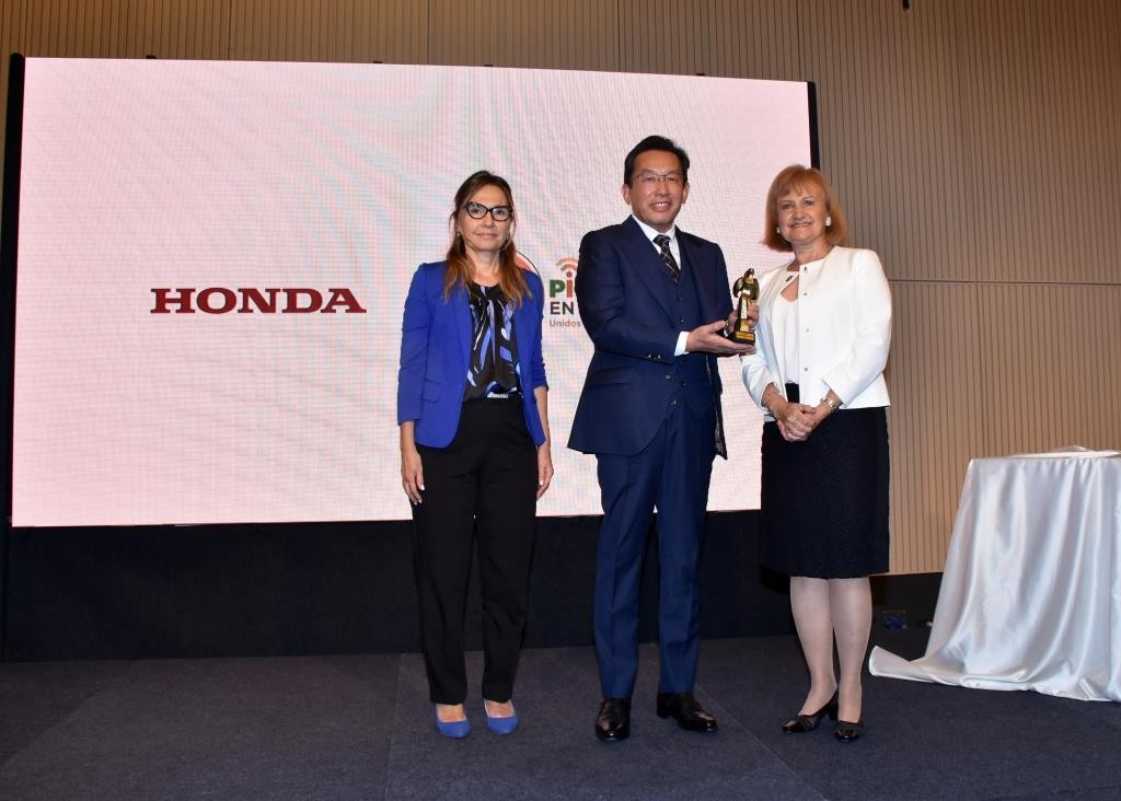 HONDA FUE DISTINGUIDA CON EL PREMIO LUCHEMOS POR LA VIDA POR SUS PROGRAMAS EDUCATIVOS “PIONEROS EN MOVIMIENTO” Y “PACTO VIAL”