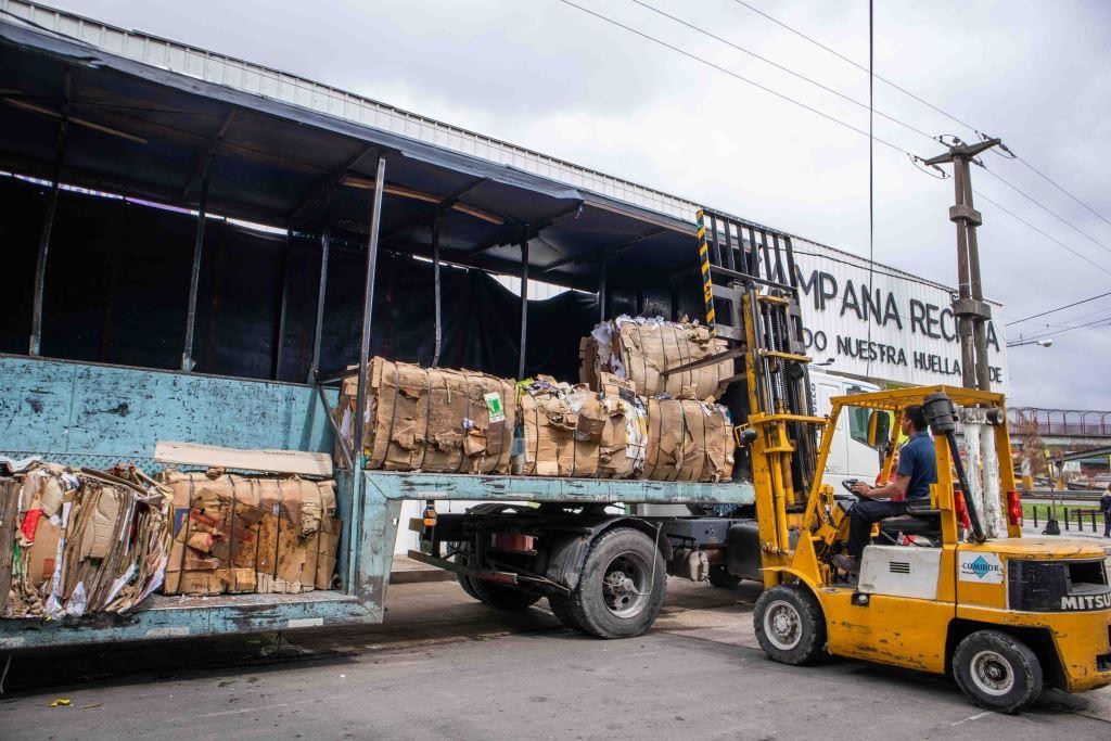 El Centro de Reciclaje Municipal realizó su primera entrega de 13.500 kilos de cartón y papel 