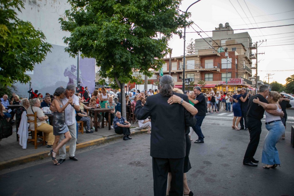 Campana celebró el Día Nacional del Tango