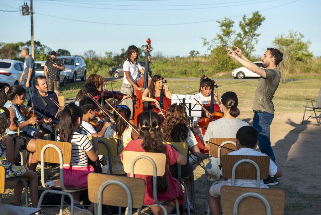 La Banda Municipal de Música cerró el año con un show en Las Praderas