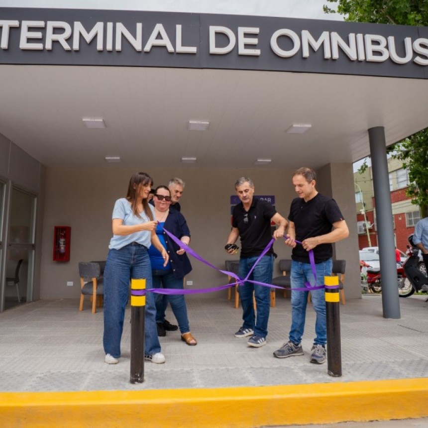 Se inauguró la nueva terminal de micros de media distancia: desde el lunes 15 será la única parada del casco urbano para el expreso directo de Metropol